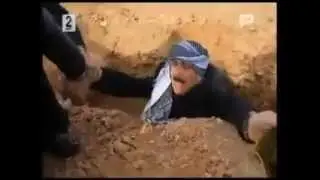 اضحك من قلبك اتحداك بي انو رح ترجع تعيد المقطع ورح تضحك كمان