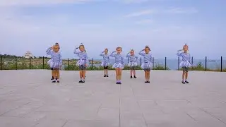 Танцы. На палубе матросы