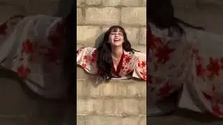 밀크필름 채널에서.. 벽에 낀 여자 ..