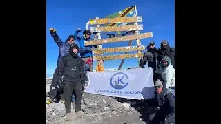 Uhuru Peak Kilimanjaro with Climbing Kilimanjaro