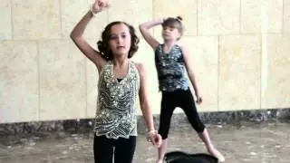Ipek - Dance Class - Lean On