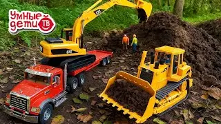 Строительная техника от BRUDER Приключения Экскаватора  Автокрана и Бульдозера в лесу