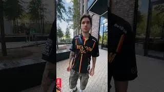 ВСТРЕТИЛ КОРЕША У ПРЕСНИ | тик ток от гориллы #twitch #кореш #парадеевич #хазяева