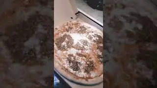 Pizza Bolognese