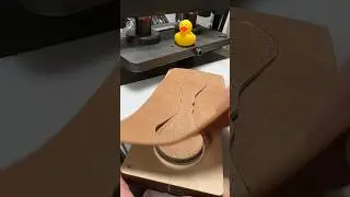 Punching out a keyring #leathertok #leather #leatherasmr #leathergoods #leatherworks #leathercutting