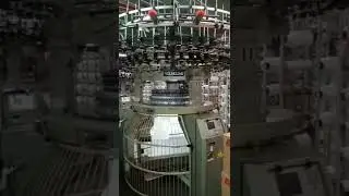 Knitting machine