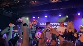 Многоточие Band- В жизни так бывает