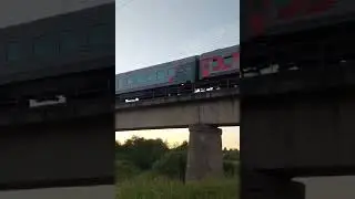 ЭП1-053 пассажирский состав мчится в Мурманск🤤