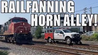 Railfanning in Royal Oak, MI! 5 trains including Herzog ballast train!