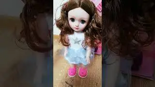 Интерактивная кукла Алиса на пульте управления