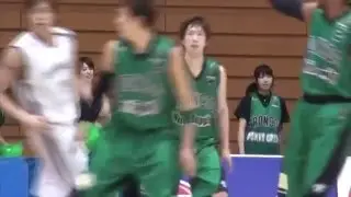 Japan's first female head coach- Natalie Nakase