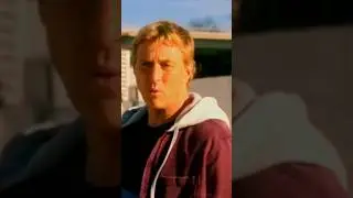 Johnny Lawrence explica como águia peca um peixe com os pés #cobrakai