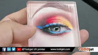 Printing to crystal with Todojet UV6090 flatbed printer.