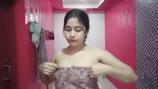 Going To Take Bath नहाने जा रहे है आज #hotvlog