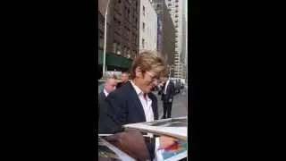 Denis Leary promoting Ice Age Continental Drift & Spiderman signing autographs for fans