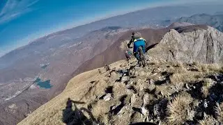 #SUMBRA...IN CRESTA ALLE APUANE