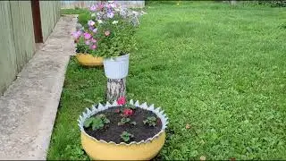 Летом в саду.