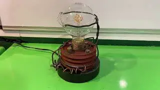 Steampunk Fleming Valve Lamp #props #maker #steampunk unk