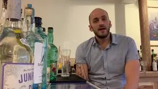 Backbar cocktail demo - tonicless gin&tonic