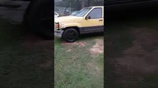 jeep Cherokee trackhawk lower the body & put 24 inch black rims