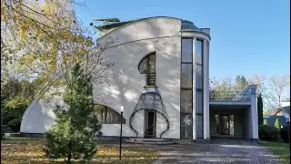 Тярлево. Современный дачный модерн, готический павильон и связь с русской деревней в Потсдаме