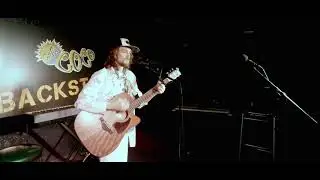 DON'T WASTE ANOTHER DAY - Alex Mason live at CAFE COCO