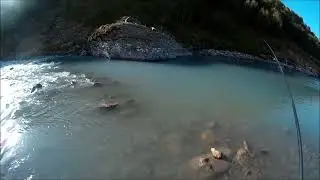 Форелевая рыбалка в горах.