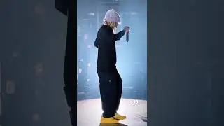 Lil Wayne Dancing On Stage To “The Motto”