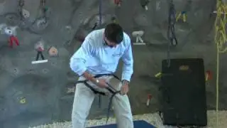 Rock Climbing : How to Make a Rappelling Harness
