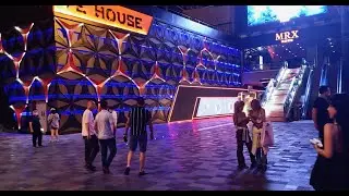 📢China Nightlife: A Walk🚶 in Chengdu City Bar Street, Sichuan（2） | 4K China  中国成都酒吧街夜生活