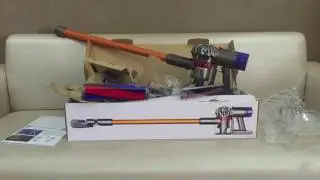 Unboxing Dyson V8 Fluffy