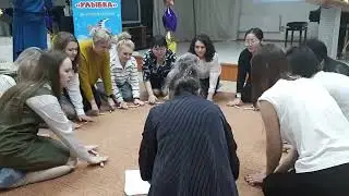Rhythmic exercise with harpsichords Ритмическое упражнение с клавесами