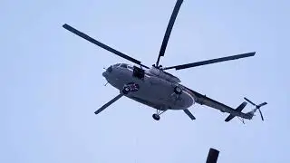 ЭВАКУАЦИЯ   МОРЯКА   НА  ВЕРТОЛЕТЕ /  БМРТ  ПАВЕЛ  ПАНИН /   ОХОТСКОЕ  МОРЕ /