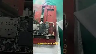 coba dicungkil pake palu 😂#short #shortvideo #video #viral #shorts #videoshort #emmc #cpu #reballing