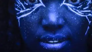 Momento Cultural - Universo Neon (Hid Saib)