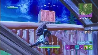 Anothet 1v1 with a random build battle console