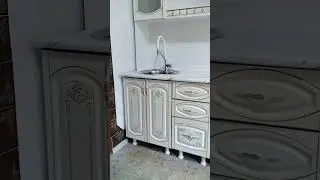 Безродный кухонный буфет на 1м 40см..