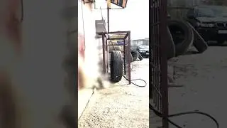 Взрыв колеса от автобуса😀 #auto #automobile #авто #автомобиль #автомобили #шиномонтаж #дальнобойщик