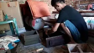 Pengrajin Pot Bunga minimalis-usaha_sampingan