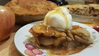 Apple Pie Recipe - Classic All American Apple Pie - 100 Year Old Recipe - The Hillbilly Kitchen