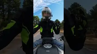 Relaja los Hombros cuando Vayas en Moto!