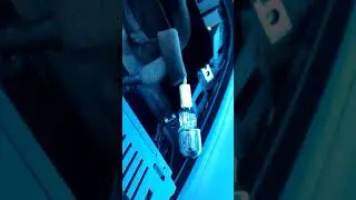Проверка питания среднего динамика на Opel Antara