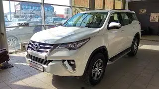 Ваш Toyota Fortuner изнутри!