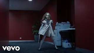 Bella Poarch - Dolls (M3GAN Dance Scene)