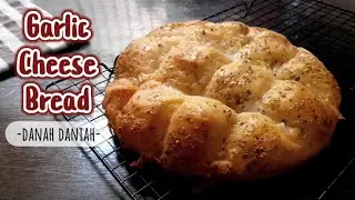 GARLIC CHEESE BREAD