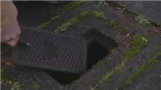 Home Improvement Projects : How to Shut off your Water at the Street