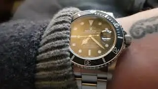 Rolex 16800 - 85 sapphire sub