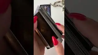 Что он от тебя скрывает?