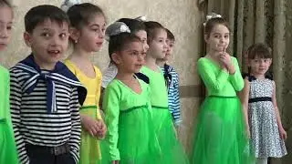 Утренник 8  марта в старшей группе