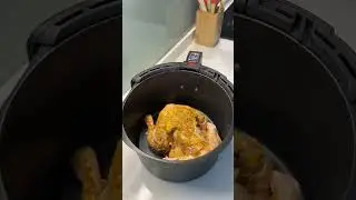 Kumtel airfryerda piliç 180 derece 50 dk da hazır 😋   #kumtel #airfryer